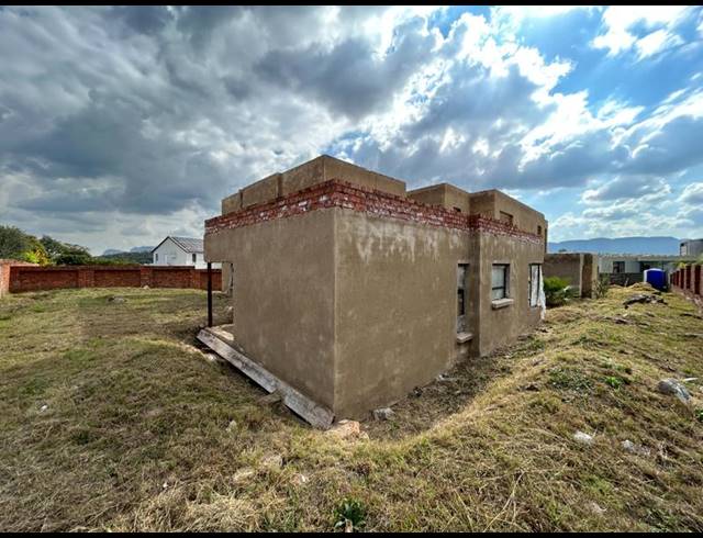 7 BEDROOM HOUSE FOR SALE IN XANADU